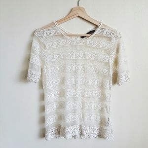 Lace sheer top back button up details